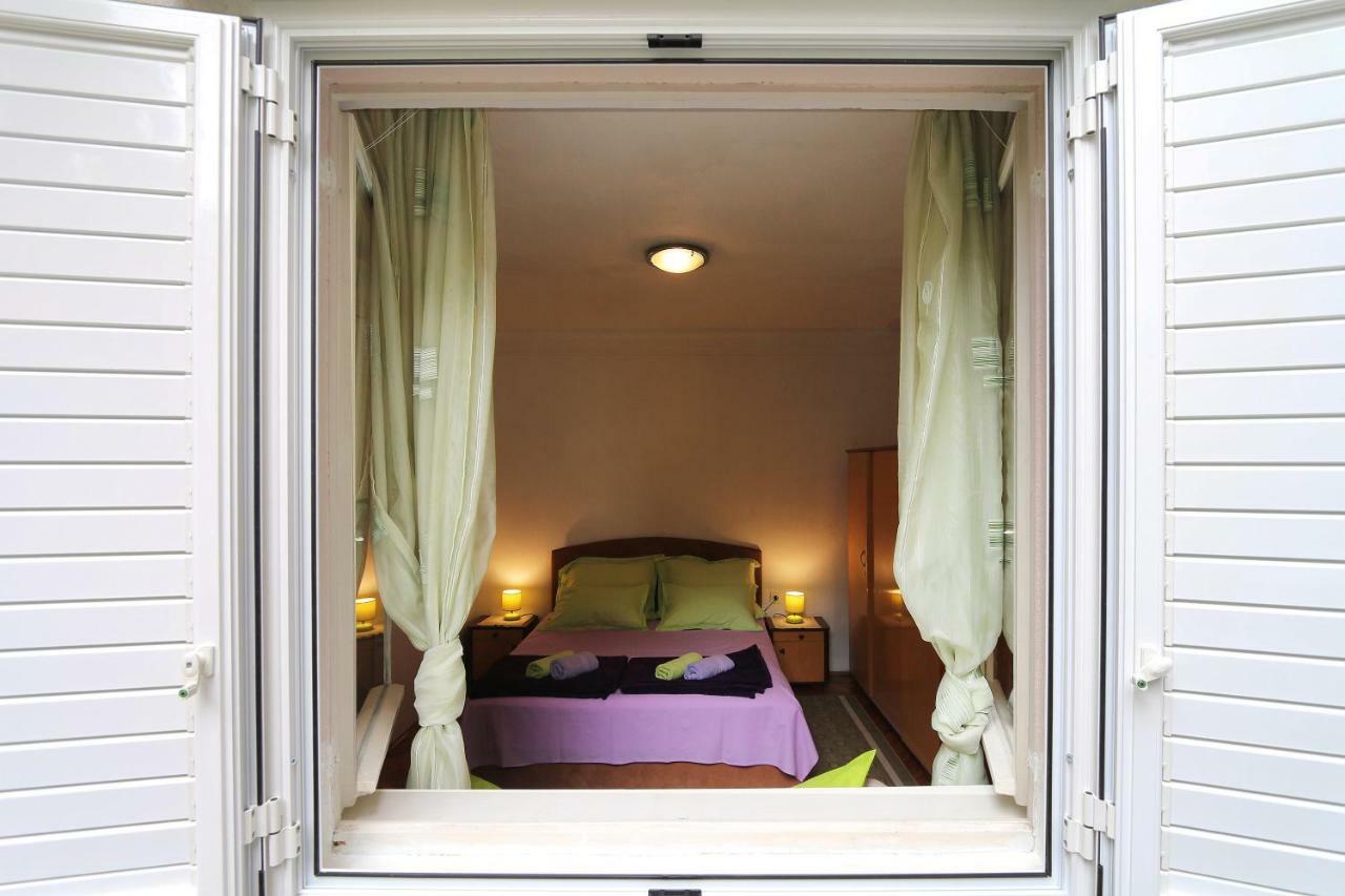 Apartments Nina Beach มาคาร์สกา ภายนอก รูปภาพ