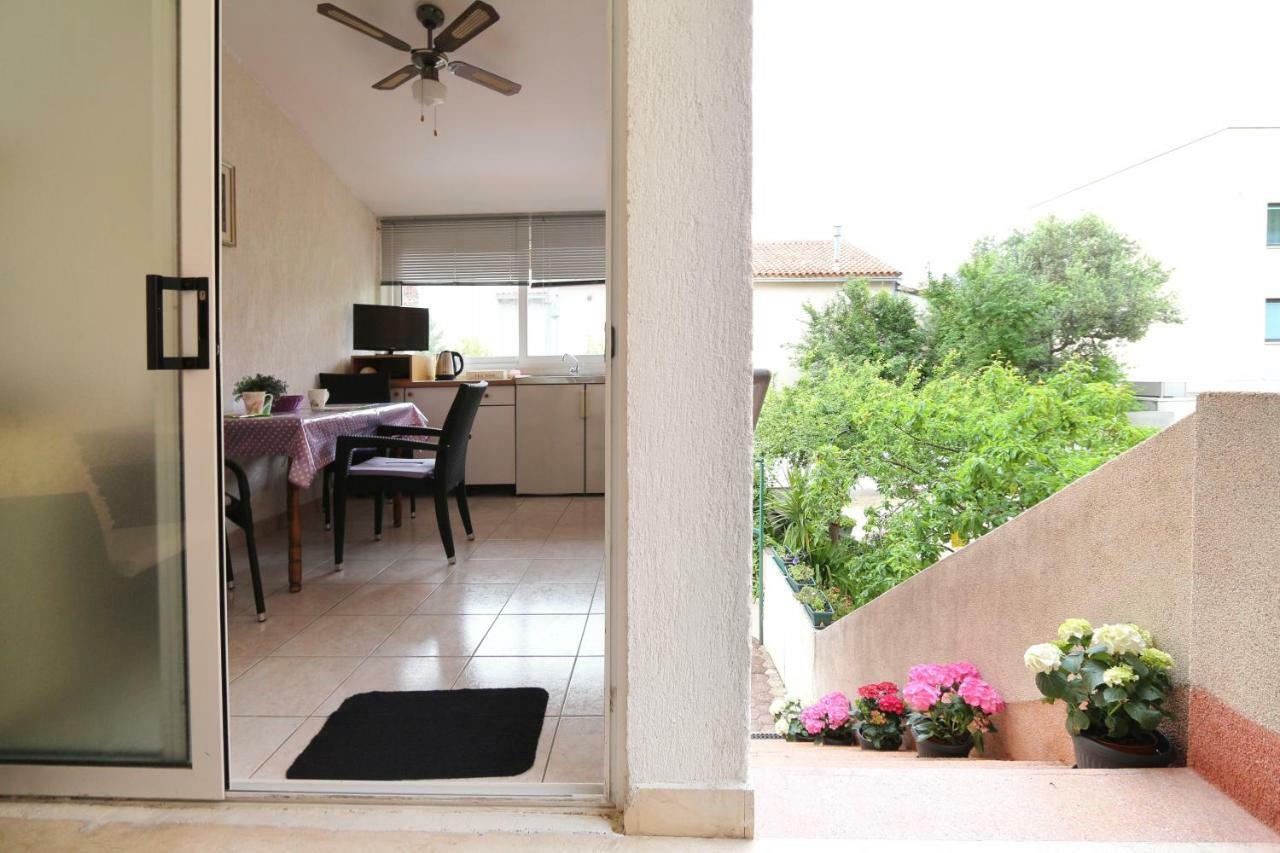 Apartments Nina Beach มาคาร์สกา ภายนอก รูปภาพ