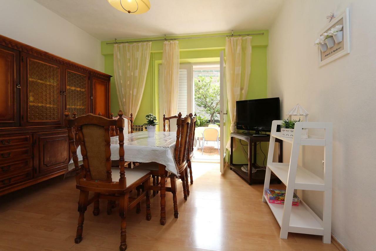 Apartments Nina Beach มาคาร์สกา ภายนอก รูปภาพ